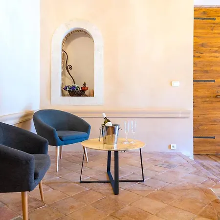Piano Nobile Dei Palazzo Cindri @ Centre * سبليت