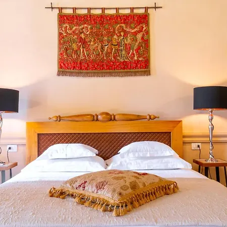 Apartamento Piano Nobile Dei Palazzo Cindri @ Centre Split