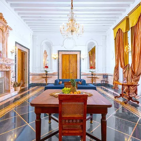 Piano Nobile Dei Palazzo Cindri @ Centre Apartment