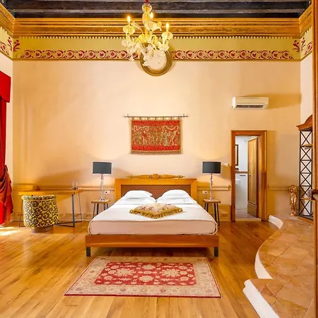 Piano Nobile Dei Palazzo Cindri @ Centre Apartamento
