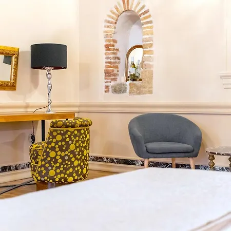 Apartamento Piano Nobile Dei Palazzo Cindri @ Centre *